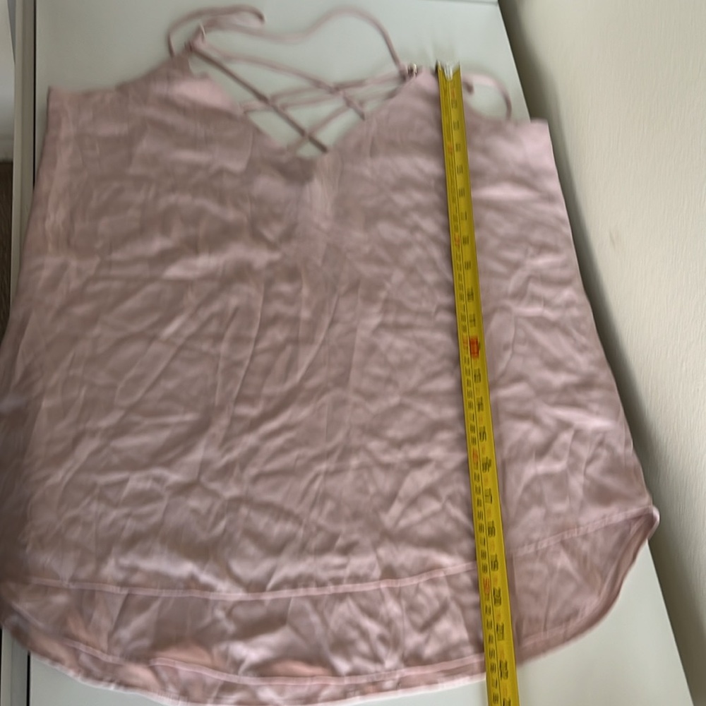 Express Strappy Tank - Picture 4 of 5